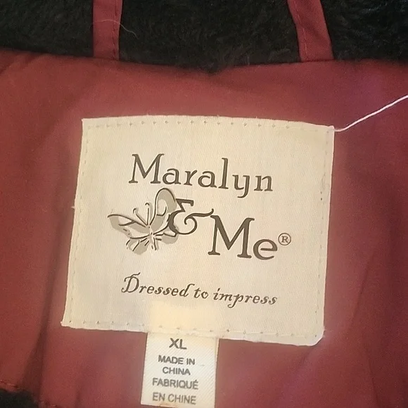 NWT Maralyn & Me Wine Hooded Cozy Puffer Coat With Faux Fur Trim Size XL - Picture 3 of 14